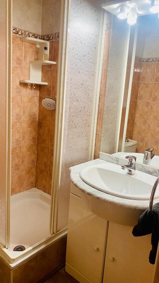 Apartamento Font-Romeu : T2 Avec Grande Terrasse Et Garage Exterior foto